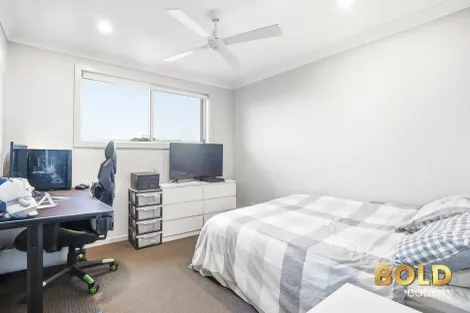 Property photo of 17/52A Atlantic Boulevard Glenfield NSW 2167
