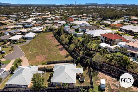Property photo of 2/20 Boonderee Place New Auckland QLD 4680