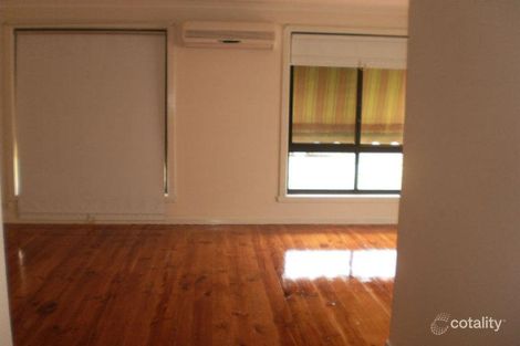 Property photo of 3 Chilwell Court Meadow Heights VIC 3048