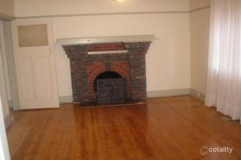 Property photo of 215 Centre Road Bentleigh VIC 3204