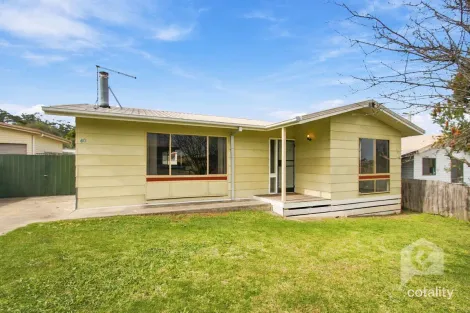 40 Mccullough St, Lakes Entrance, VIC 3909