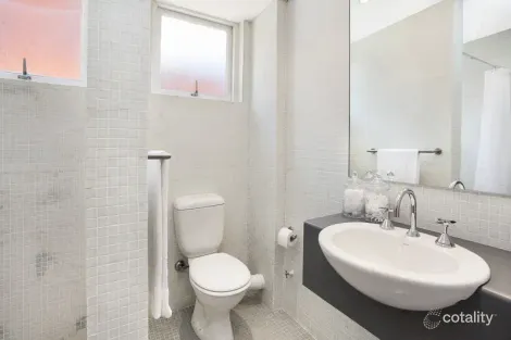 Property photo of 8/8 Campbell Parade Manly Vale NSW 2093