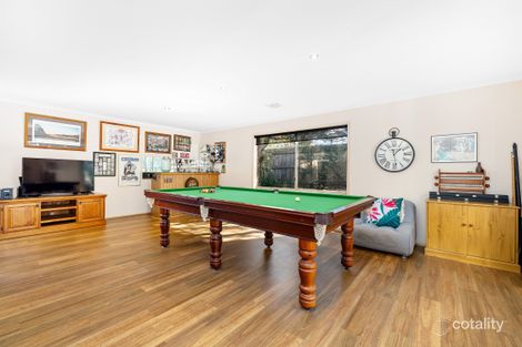 Property photo of 8 Ravenscourt Close Rowville VIC 3178
