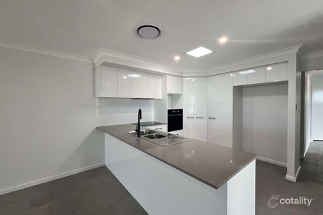 Property photo of 19A Davis Crescent Caerleon NSW 2850