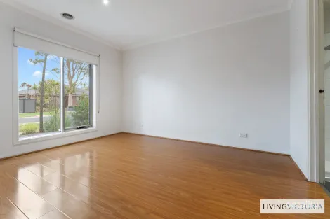 Property photo of 78 Miles Franklin Boulevard Point Cook VIC 3030