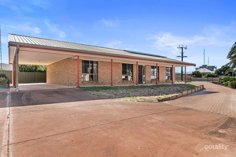 2 Woodforde Dr, North Beach, SA 5556