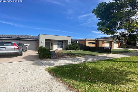 11 Berkshire Ave, Truganina, VIC 3029