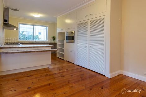 Property photo of 17 Orrong Road Elsternwick VIC 3185