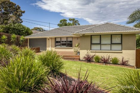 8 Masefield Ave, Mooroolbark, VIC 3138