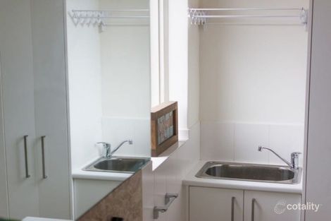 Property photo of 8/5 Auburn Grove Hawthorn East VIC 3123