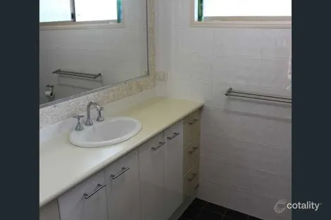 Property photo of 8 Drysdale Lane Parkwood QLD 4214