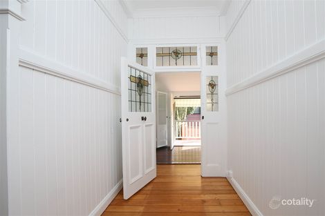 9a Charlton St, Ascot, QLD 4007