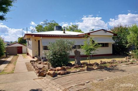 11 Churchill St, South Tamworth, NSW 2340