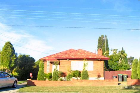 Property photo of 252 Gloucester Road Beverly Hills NSW 2209