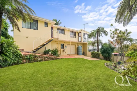 Property photo of 26 Arunta Drive Thirroul NSW 2515