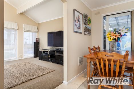 Property photo of 34 Sullivan Drive Somerville VIC 3912