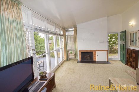 Property photo of 30 Stonehaven Avenue Dubbo NSW 2830