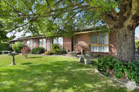 8 Semmens Ave, Creswick, VIC 3363