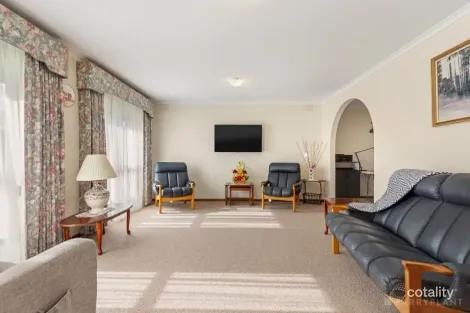 Property photo of 22 Rosene Court Keysborough VIC 3173