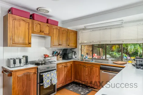 Property photo of 13 Sunray Drive Highfields QLD 4352