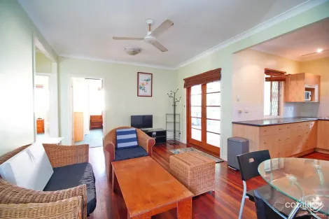 209 Carmody Rd, St Lucia, QLD 4067