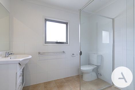 Property photo of 21/2 Eardley Street Bruce ACT 2617