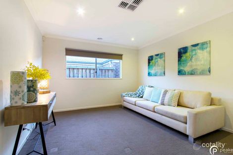 Property photo of 47 Chantenay Parade Cranbourne North VIC 3977