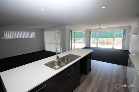 Property photo of 2/687 Ashmore Road Molendinar QLD 4214