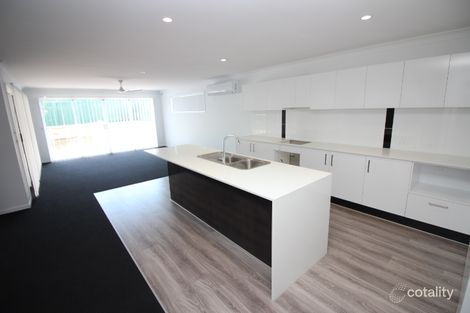 Property photo of 2/687 Ashmore Road Molendinar QLD 4214