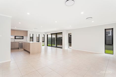 Property photo of 5 Sand Hill Rise Cobbitty NSW 2570