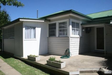 Property photo of 79 Markham Street Armidale NSW 2350