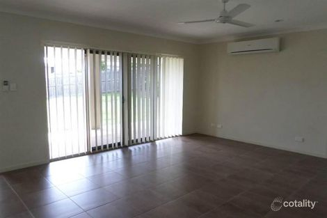 Property photo of 13 Spotted Gum Crescent Flinders View QLD 4305