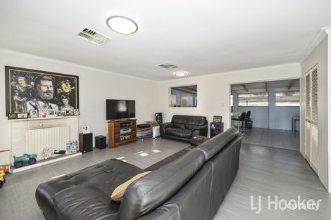 Property photo of 11 Leichhardt Drive Two Rocks WA 6037