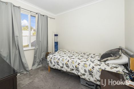 Property photo of 11 Leichhardt Drive Two Rocks WA 6037