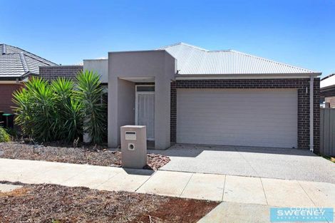 Property photo of 51 Kororoit Approach Caroline Springs VIC 3023