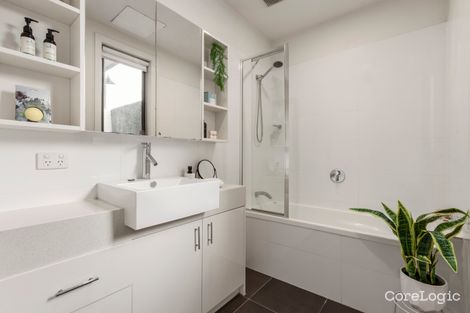 Property photo of 1/293-295 Hawthorn Road Caulfield VIC 3162
