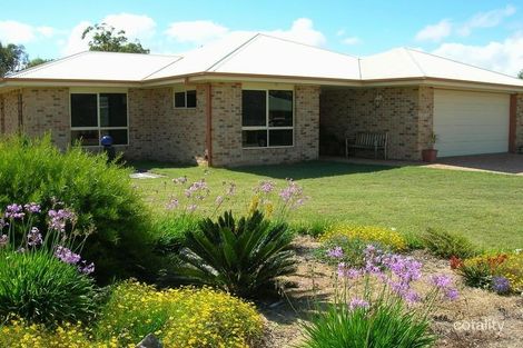 3 Lucyanne Ct, Urangan, QLD 4655