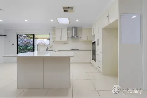 Property photo of 17 Marchant Drive Bibra Lake WA 6163