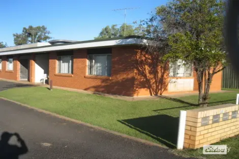 2/10 William St, Gatton, QLD 4343