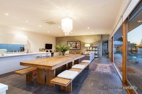 Property photo of 18 Wattle Place McCrae VIC 3938