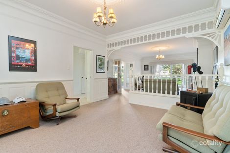 16 Sadler Dr, Gooseberry Hill, WA 6076