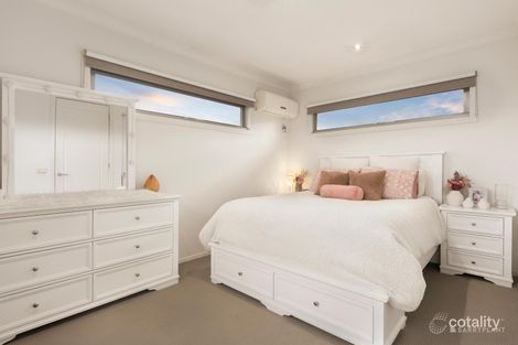 Property photo of 13 Dalveen Road Ivanhoe VIC 3079