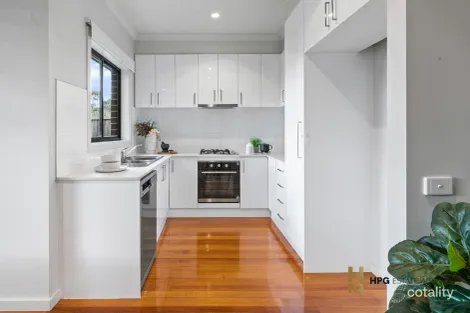 Property photo of 4/12 Broadmeadows Road Tullamarine VIC 3043