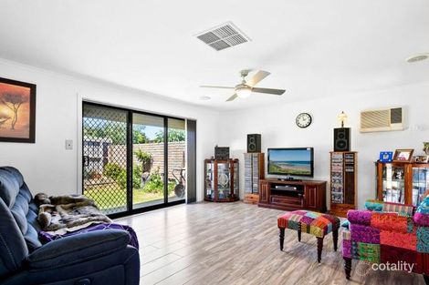Property photo of 6 Robert Molyneux Avenue Endeavour Hills VIC 3802