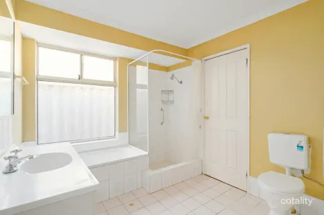 Property photo of 2/228 Hale Road Forrestfield WA 6058