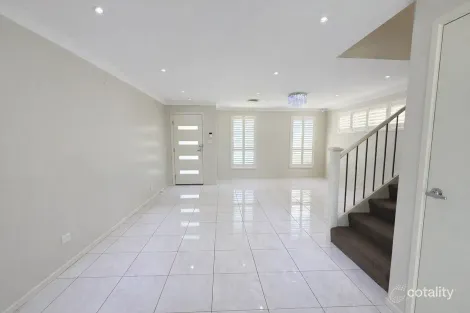 Property photo of 40 Lapwing Way Cranebrook NSW 2749