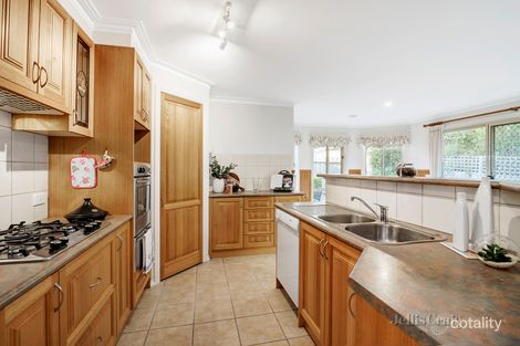 Property photo of 26 Hamilton Crescent Doncaster East VIC 3109