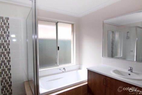 Property photo of 1/171 Mills Street Queens Park WA 6107