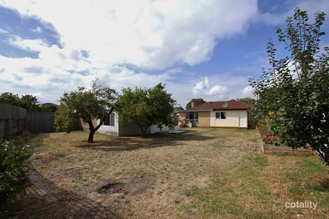 Property photo of 13 Parkmore Road Keysborough VIC 3173