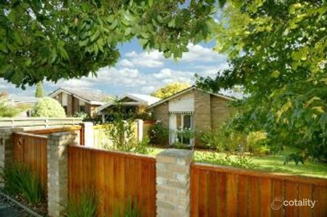 8 Worthing Ave, Doncaster East, VIC 3109